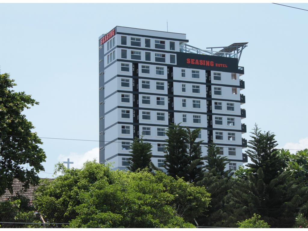 Seasing Boutique Hotel Nha Trang Exterior photo