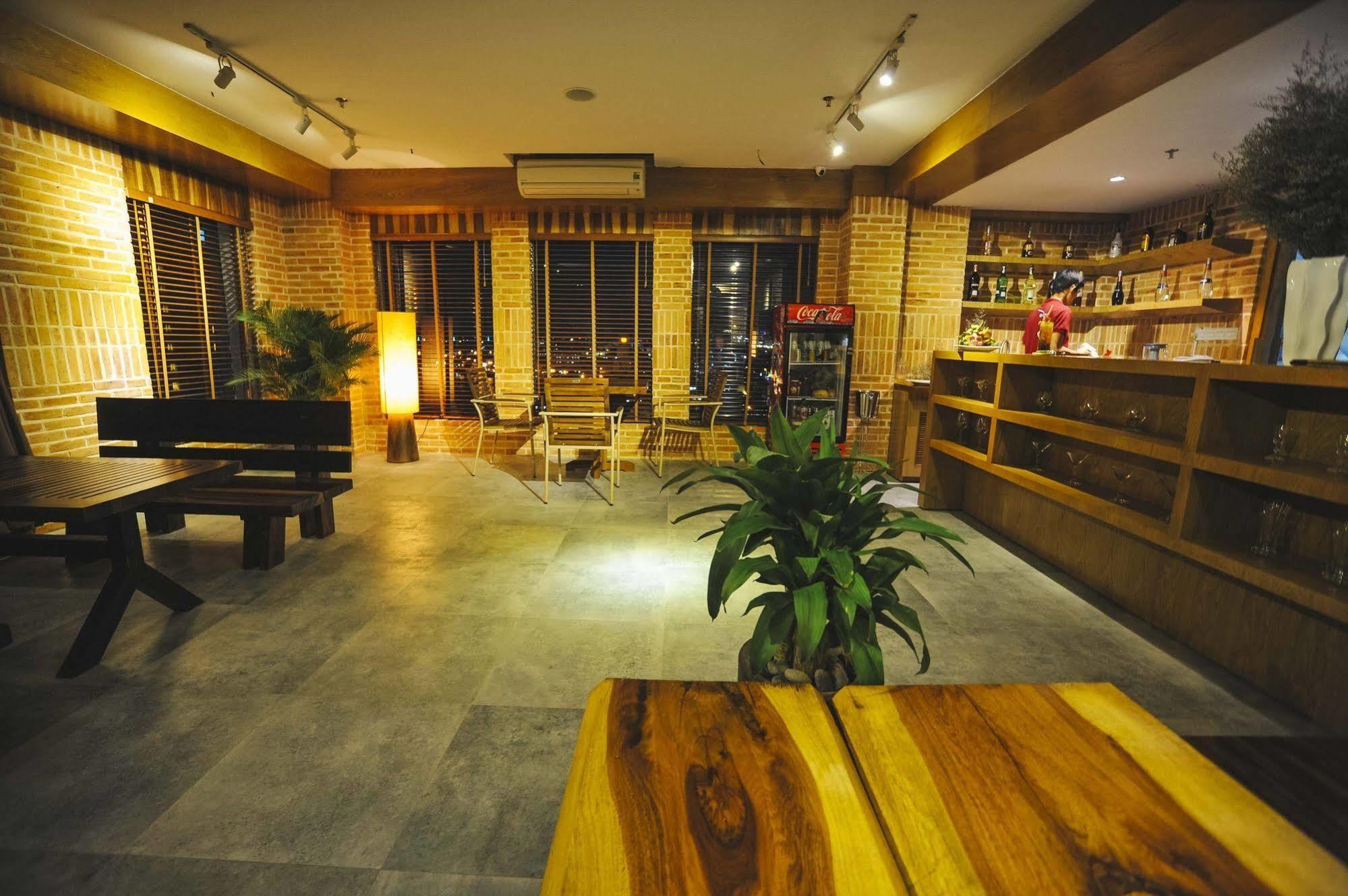 Seasing Boutique Hotel Nha Trang Exterior photo