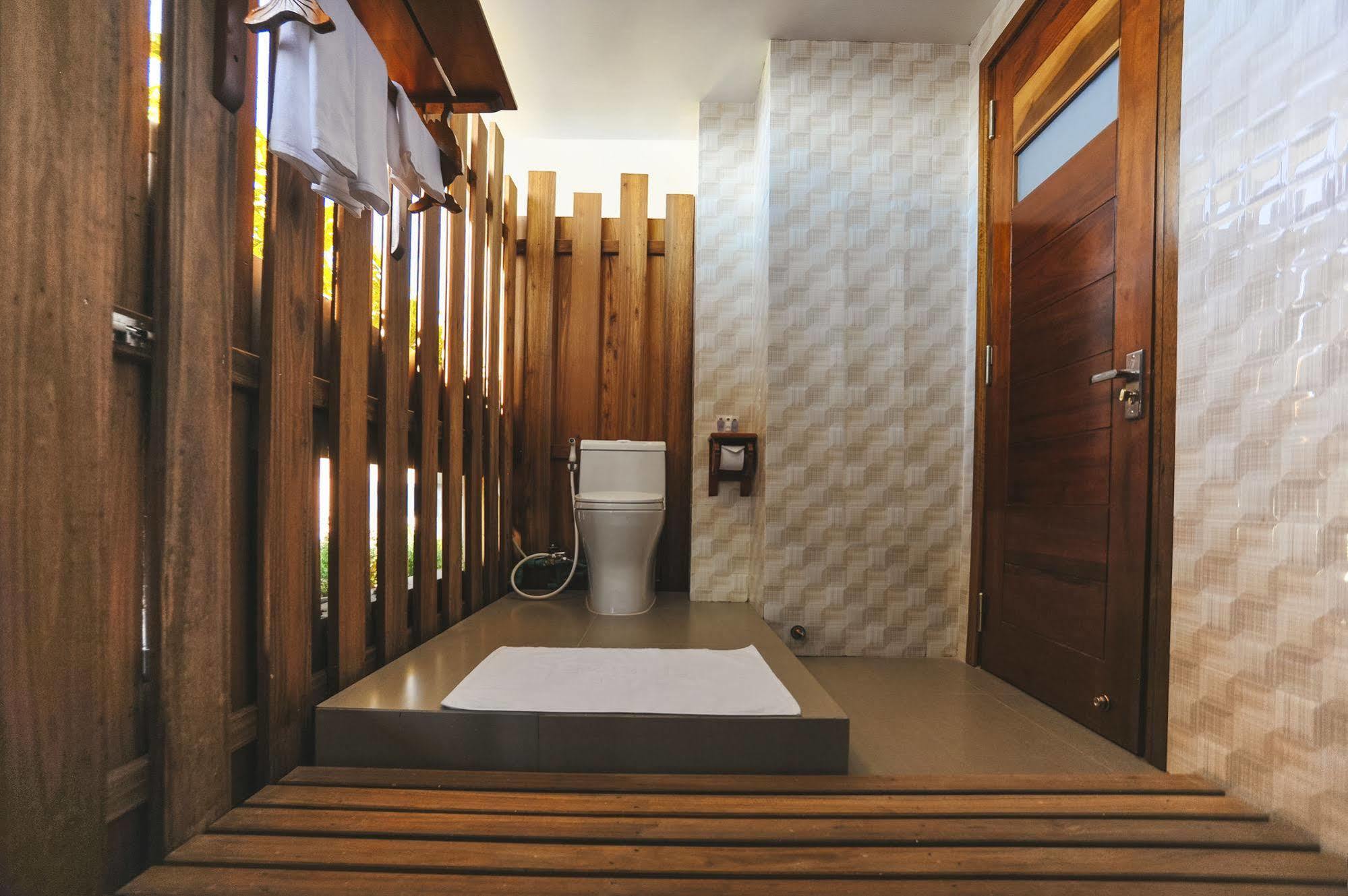 Seasing Boutique Hotel Nha Trang Exterior photo